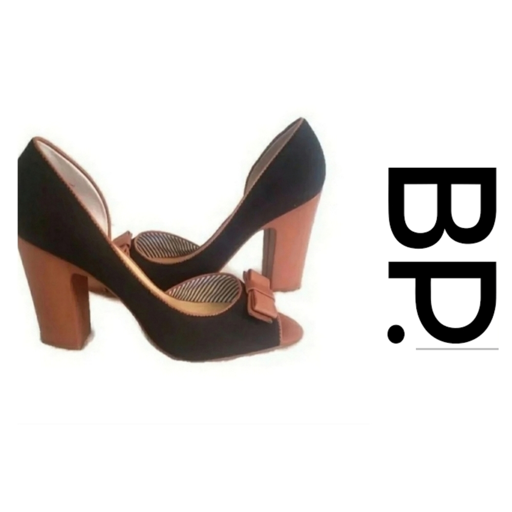 Bp womans size 8.5 black and tan peep toe heels with block style heel EUC